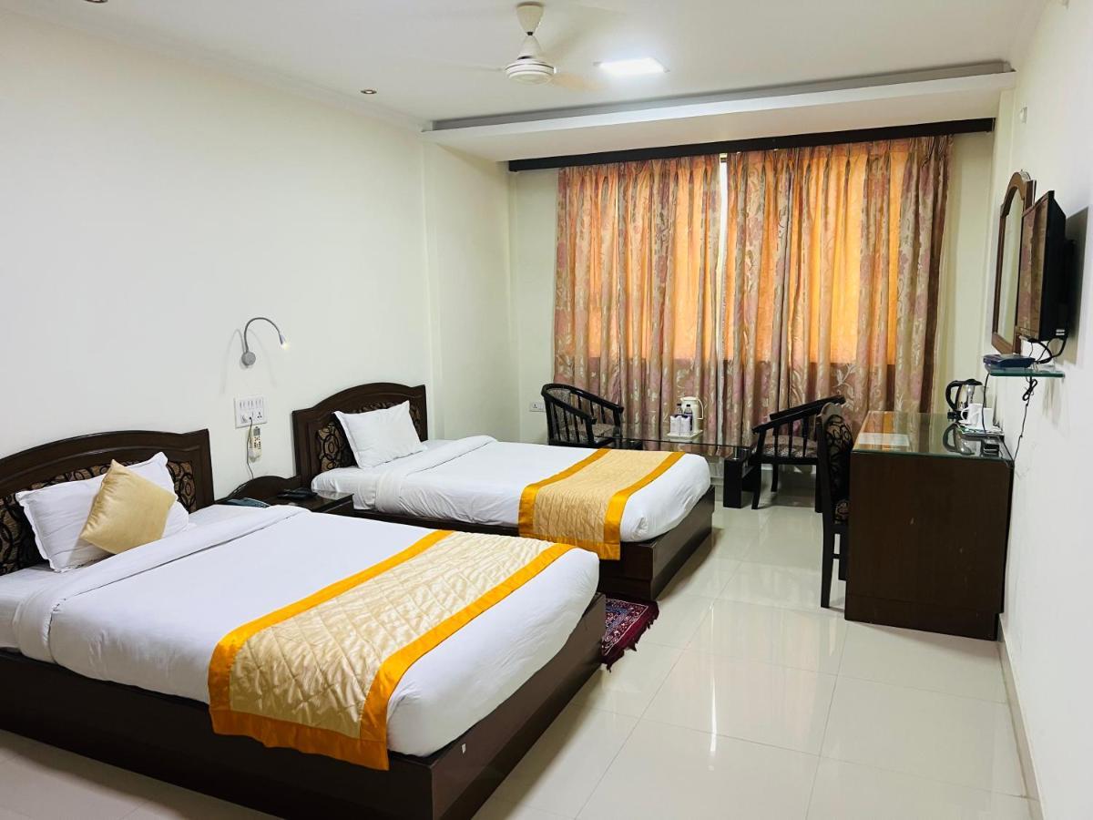 Bodhgaya Regency Hotel Kültér fotó