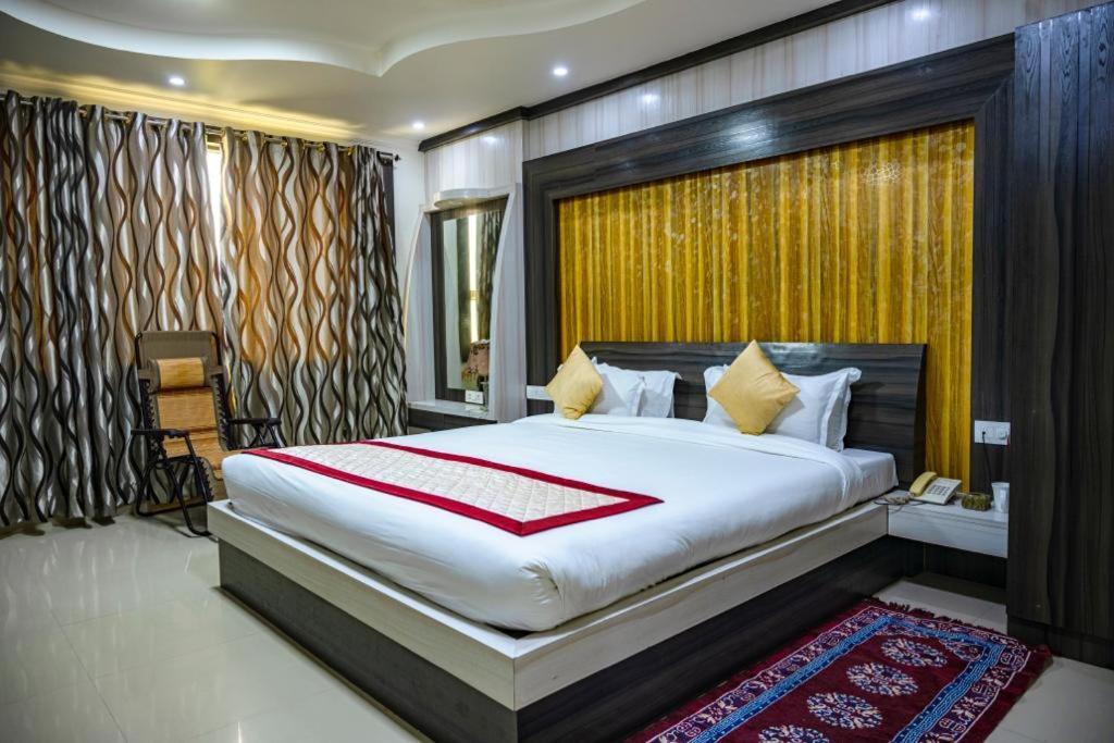 Bodhgaya Regency Hotel Kültér fotó