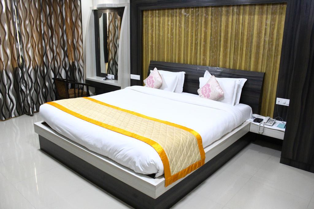 Bodhgaya Regency Hotel Kültér fotó